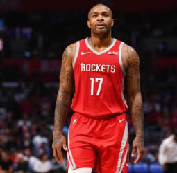 P.J. Tucker, cerca de los Angeles Lakers