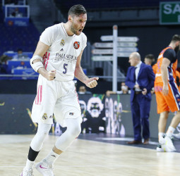 Deck y Thompkins acaudillan al Real Madrid hacia semifinales (85-74)