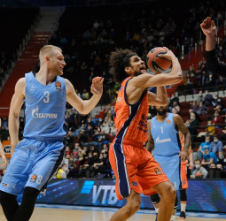 Sólido triunfo del Valencia Basket en la cancha del Zenit St. Petersburg (62-91)