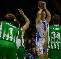 El Delteco Gipuzkoa se lleva una ajustada victoria ante el Real Betis Energia Plus (88-94)