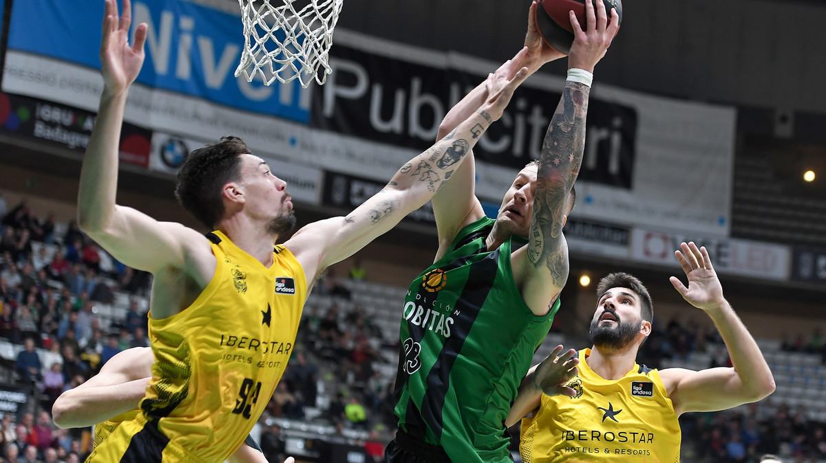 A pesar de complicarse el final del partido, el Joventut suma una victoria ante el Iberostar (77-73)