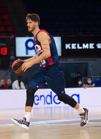 Sólido triunfo del Baskonia en el Euskal Derbi (82-68)