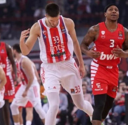 El Maccabi sondea el fichaje de Filip Petrusev