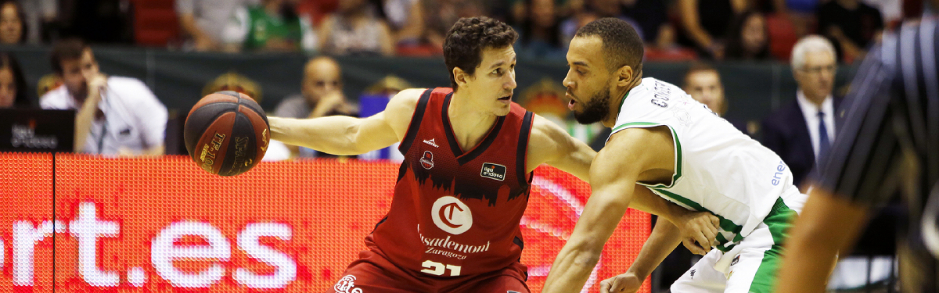 Casademont Zaragoza remonta con un triple de San Miguel para ganar en Sevilla (69-71)