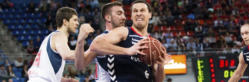 Victoria del Baskonia para cerrar la fase regular ante ICL Manresa (83-80)