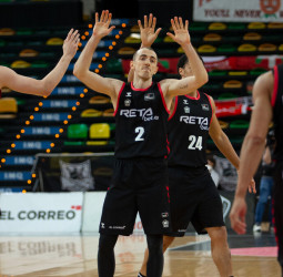 RETAbet Bilbao Basket gana un choque vital frente a Acunsa GBC (81-80)