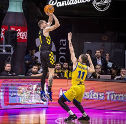 El Lenovo Tenerife llega a un acuerdo de renovación con Kyle Guy