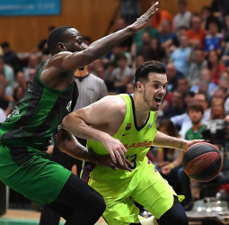 El Barça se enfrentará al Zaragoza tras haber derrotado al Joventut. Mayúsculos, Laprovittola y Heurtel (86-107)