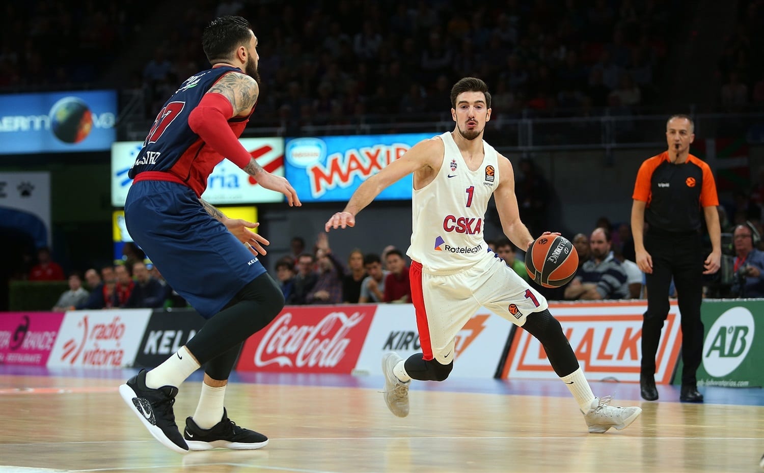 El Fenerbahce se une a la lista de interesados por Nando de Colo