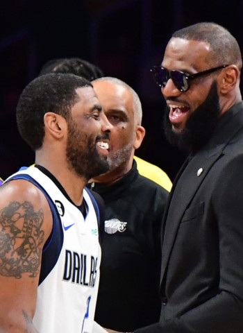 Kyrie Irving le pide a LeBron James que se venga con él a Dallas