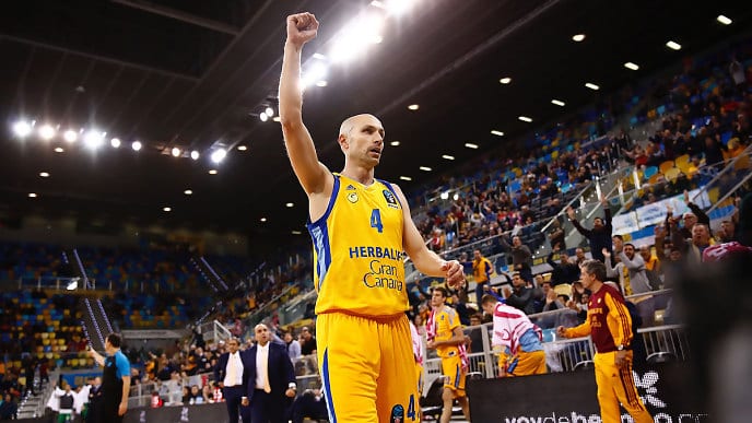 Herbalife acaba con la imbatibilidad del Darussafaka (78-70)
