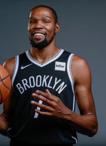 Buenas noticias, tanto los cuatro jugadores de los Nets como los dos de los Lakers, ya no muestran síntomas de Coronavirus