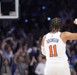 McBride, el factor ganador de los Knicks, 111-104 [1-0]