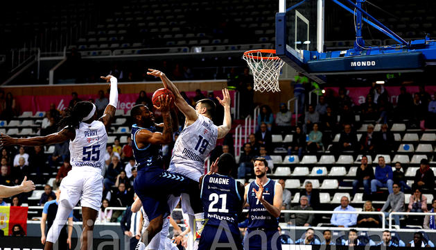El MoraBanc Andorra supera al Buducnost (74-64)