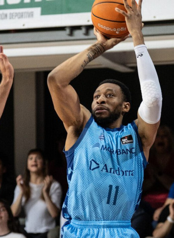 El MoraBanc Andorra frustra el sueño del BAXI Manresa, 83-81