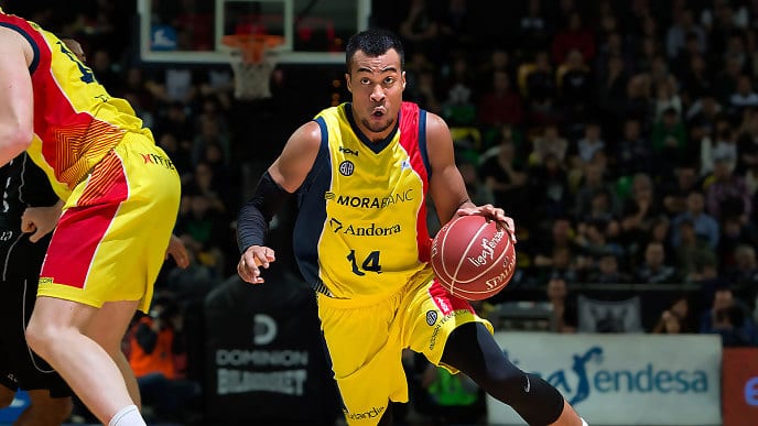 Stephen Holt, anotación para el CAI Zaragoza