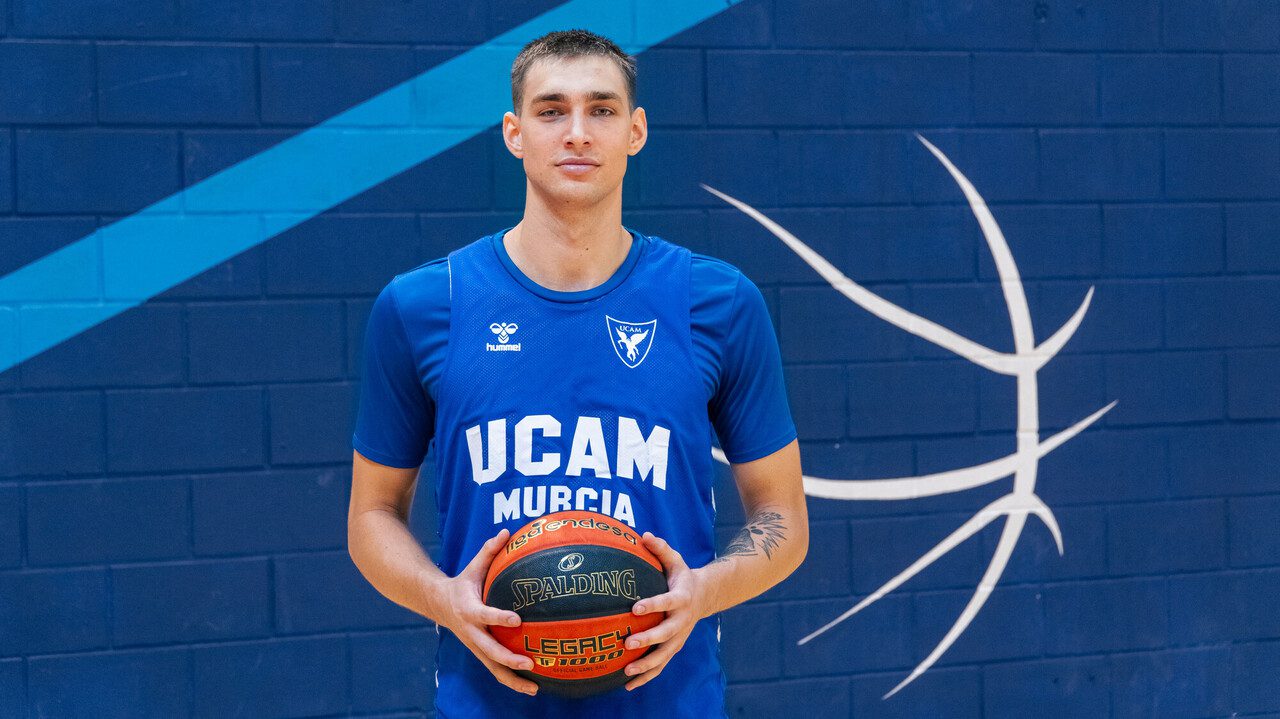 Will Falk se queda en la primera plantilla del UCAM Murcia