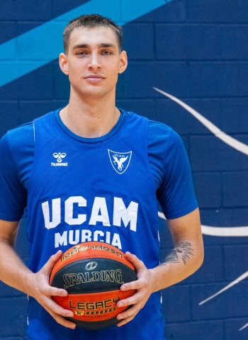Will Falk se queda en la primera plantilla del UCAM Murcia