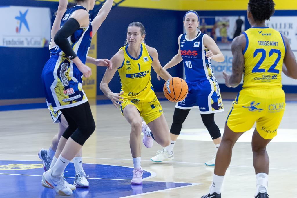 El futuro del liderato se pone en juego con la llegada de una triple jornada