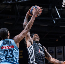 Paliza soberana de la Virtus Bolonia sobre el ALBA Berlín, 64-108