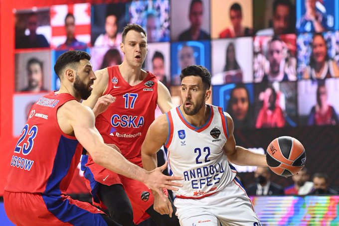 Final Four EuroLeague: El Anadolu Efes logra superar la reacción final del CSKA Moscú (86-89)