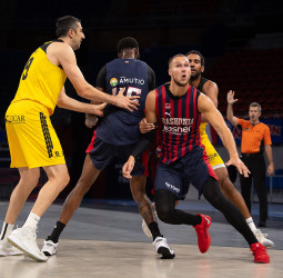 Derrota en los primeros minutos de pretemporada para el nuevo Baskonia