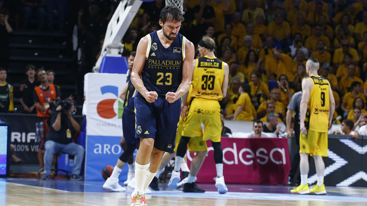 Llull conquista la Hamburguesa con dos triples (71-76)