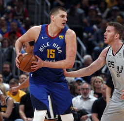 Paso hacía adelante de los Nuggets tras ganar el quinto de la serie (90-108) [3-2]