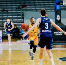 El Herbalife Gran Canaria sobrevive en Andorra (74-79)
