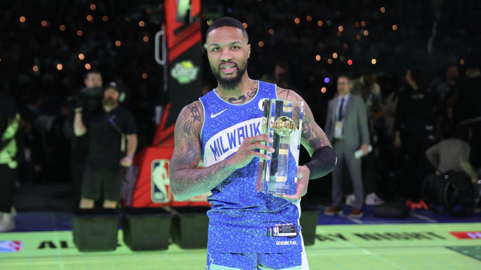 Damian Lillard repite como campeón del concurso de triples
