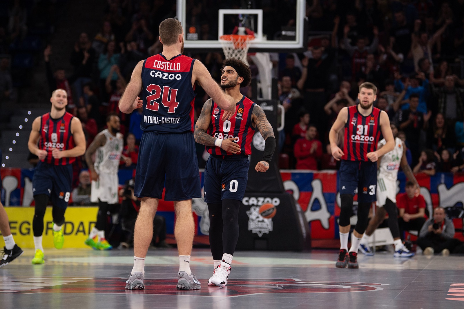Cazoo Baskonia suma la decimotercera victoria en la Euroleague, 95-90