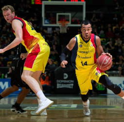 El CAI Zaragoza negocia con el ex Andorra Stephen Holt