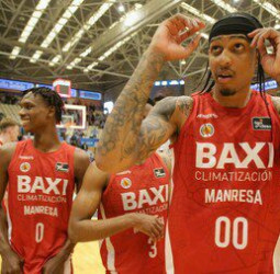 Un palmeo in extremis de Robinson sella la continuidad manresana (81-82)