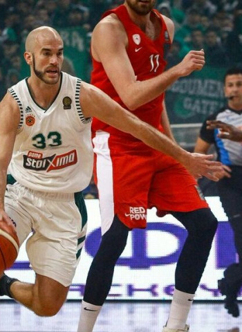 Tremendo lío en Grecia con la pelea Olympiacos vs Panathinaikos
