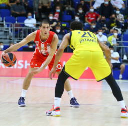 El primer partido de 2022 es el Zvezda contra el Fenerbahce