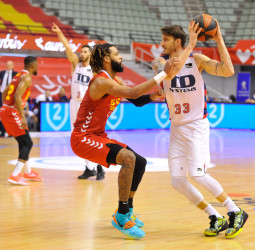 TD Systems Baskonia cede en la prórroga ante el UCAM Murcia (92-87)