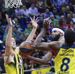 El Fenerbahce lo tiene claro, "Vesely, Udoh y Bogdanovic solo nos dejarán por la NBA"