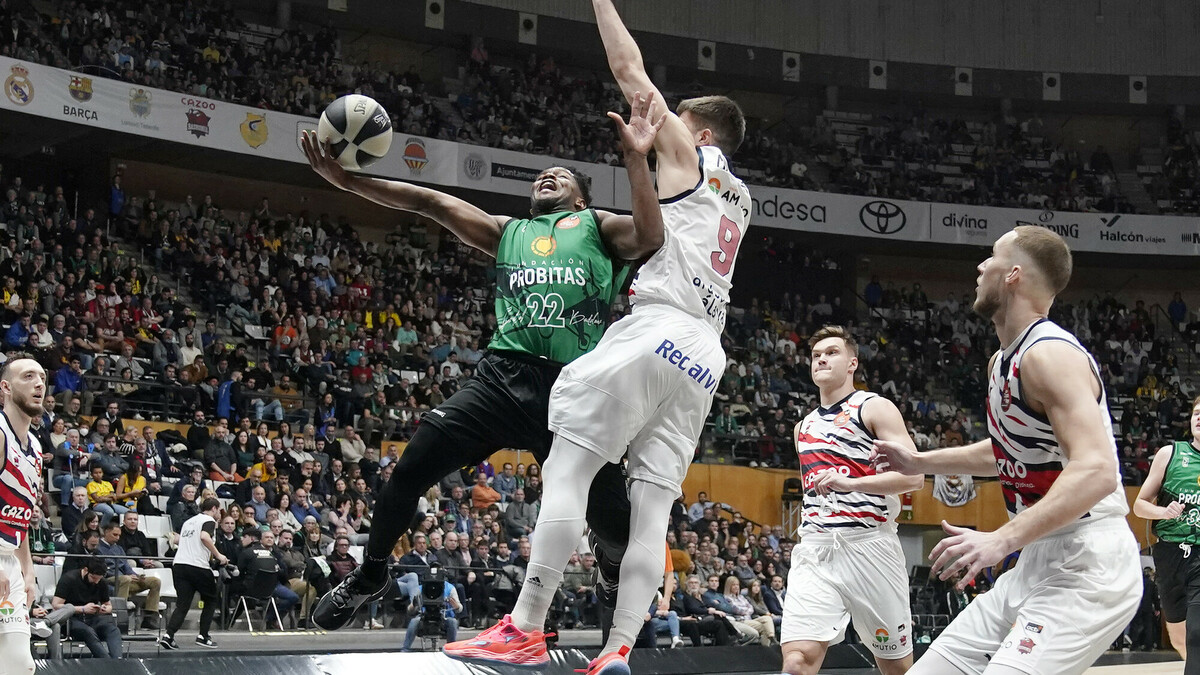 El Joventut completa las semifinales de la copa del Rey (94-81)