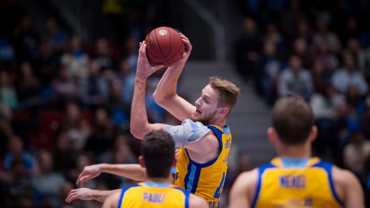 Un combativo Herbalife Gran Canaria vende cara su derrota en San Petersburgo (90-85)