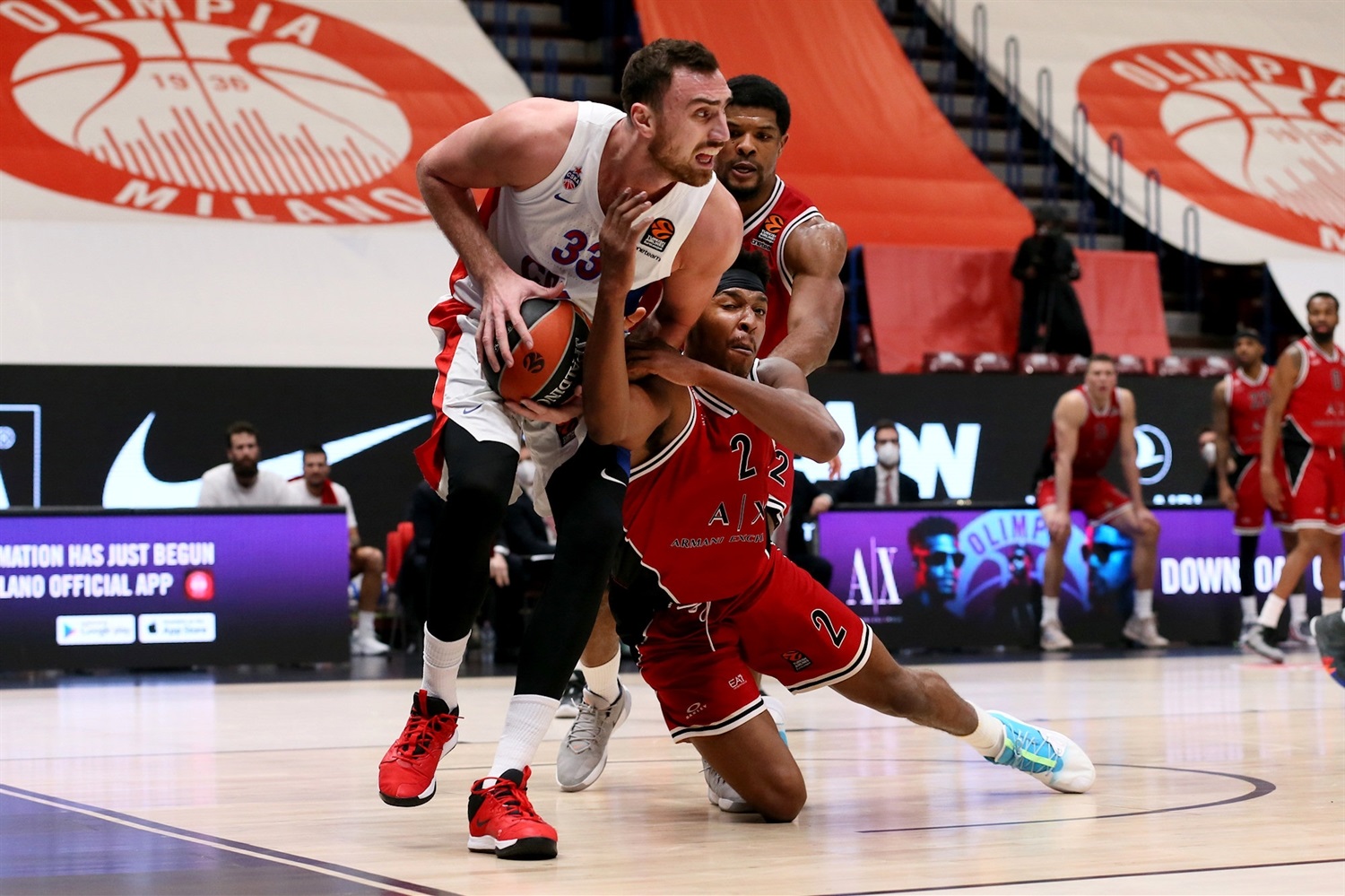 Nikola Milutinov se pierde lo que resta de temporada