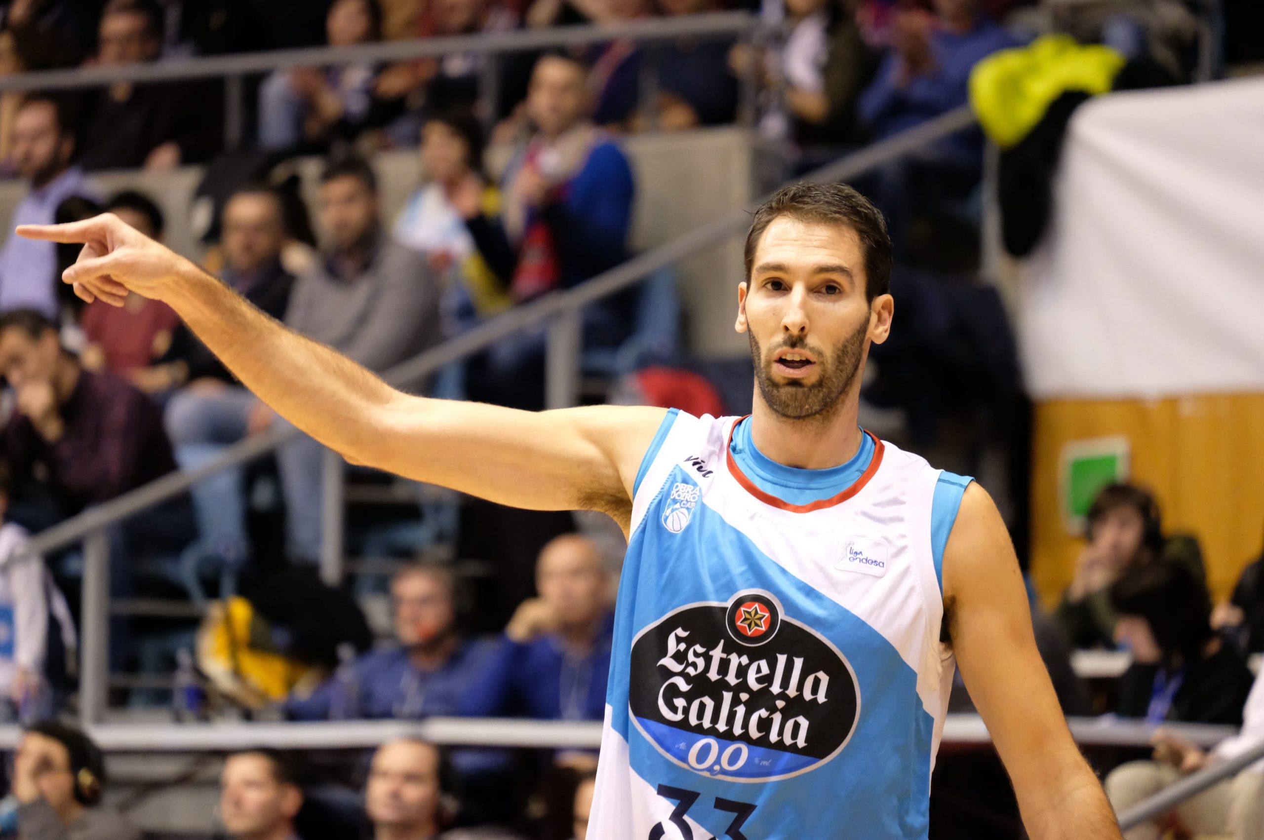 Un Valencia Basket cansado y desorientado, sucumbe en Santiago (96-77)