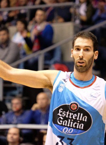 Un Valencia Basket cansado y desorientado, sucumbe en Santiago (96-77)