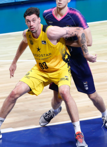 Álex Suárez continuará su carrera en el Monbus Obradoiro