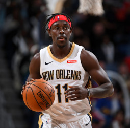Jrue Holiday, en el punto de mira de los Dallas Mavericks
