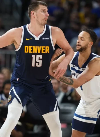 Nikola Jokic eleva a los Nuggets a lo más alto del Oeste