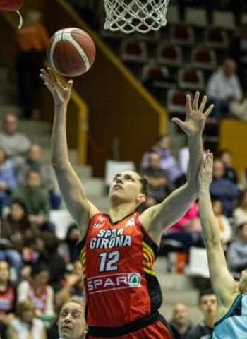 El Spar Girona recupera la segunda plaza en la antesala de la Copa