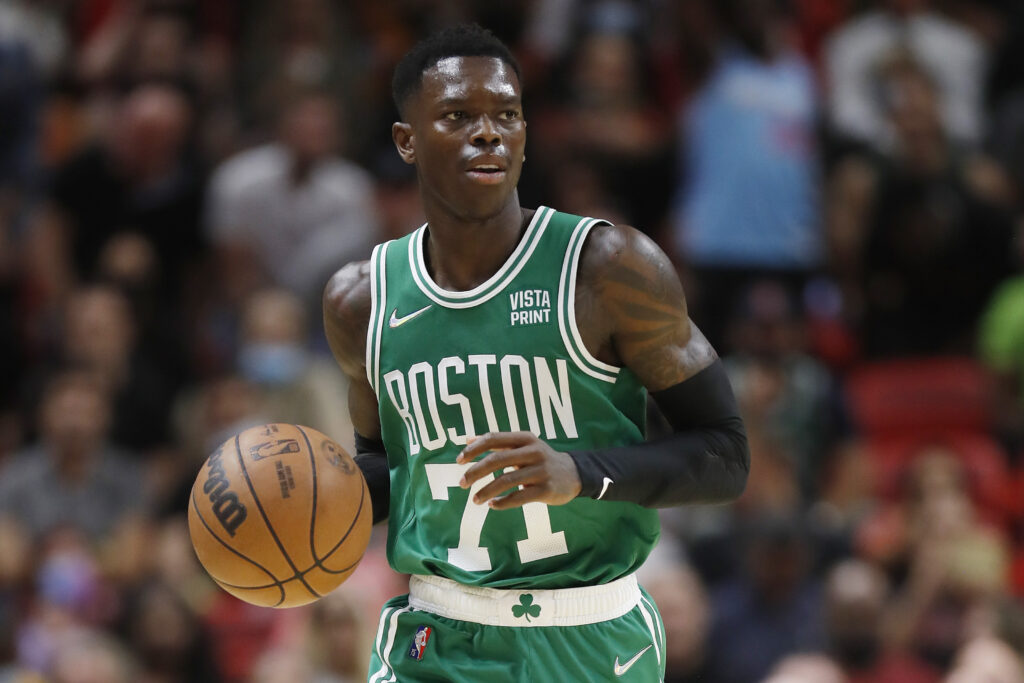 Los Angeles Lakers estudian la vuelta de Dennis Schroder
