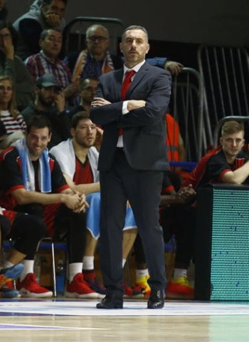 Cuspinera: “En los malos momentos es cuando más en equipo hay que jugar”