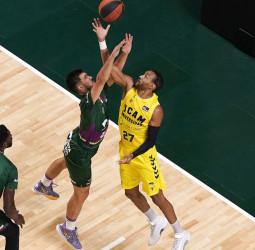 Unicaja supera al UCAM Murcia y sigue invicto en pretemporada (73-69)