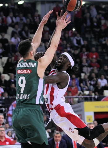 Olympiacos y Briante Weber separan sus caminos
